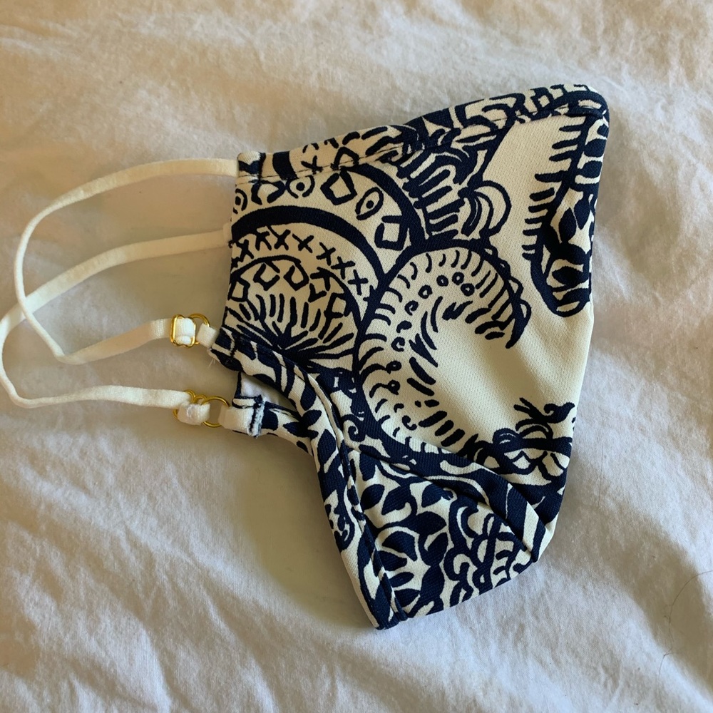 Lilly Pulitzer ChillyLilly Adult Face Mask
